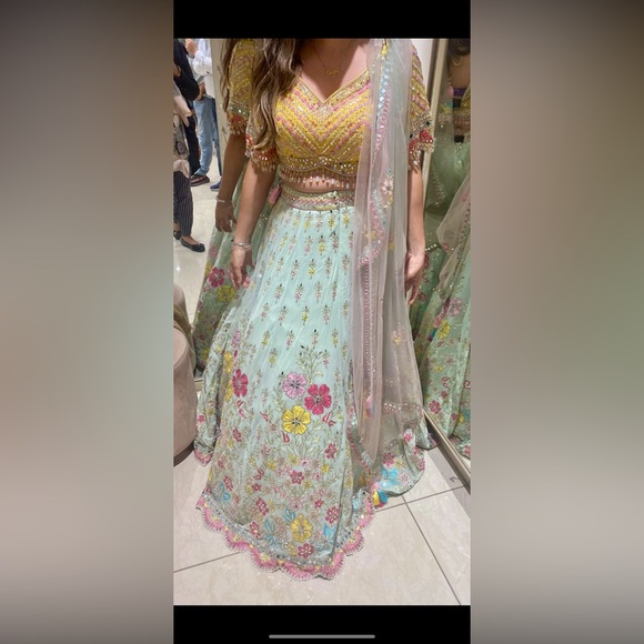 Beautiful sangeet lehenga for sale - Picture 1 of 1